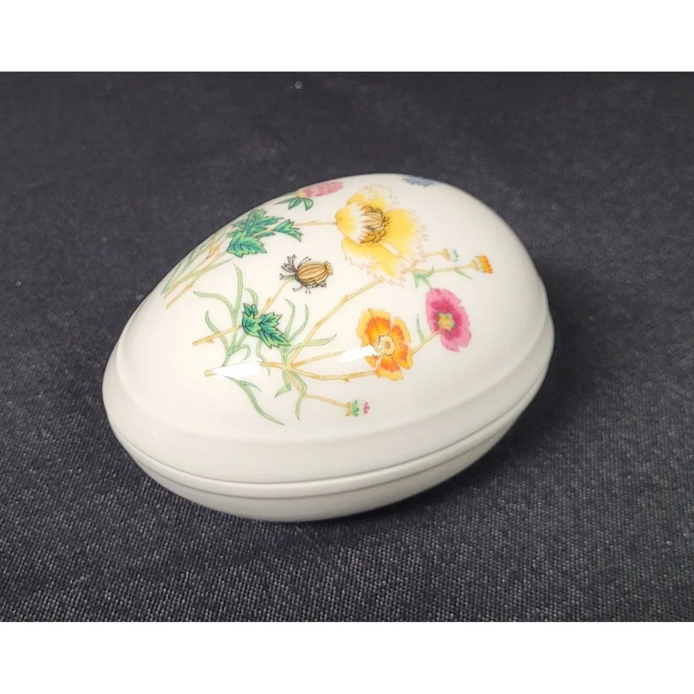 Vintage 1970s/80s Takahashi San Francisco Porcelain Egg-shaped Trinket Box